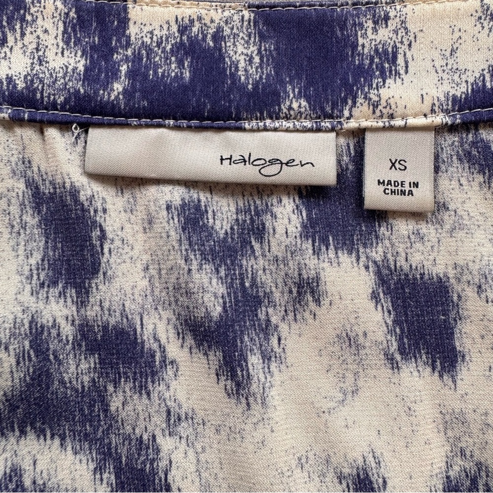 Halogen Silk Sleeveless Blouse Hidden Zipper Periwinkle Blue Purple Size XS - Picture 2 of 8